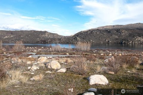 Photo of 0 NNA Lot 4 Lazy Lightning Long Plat, Pateros, WA 98846 (MLS # 2493945)