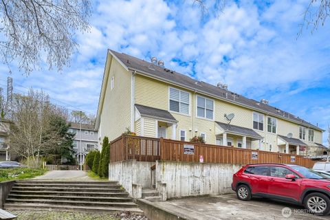 Photo of 7710 Chicago Court S, Seattle, WA 98118 (MLS # 2508577)