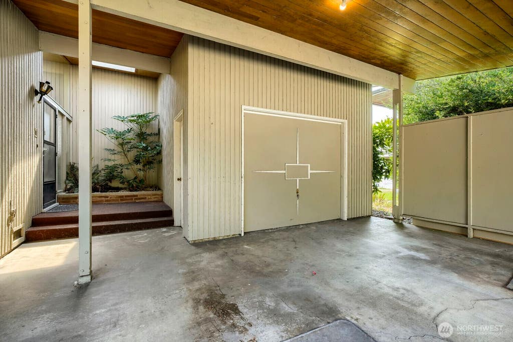 Photo of 14639 SE 267th Street, Kent, WA 98042 (MLS # 2564322)