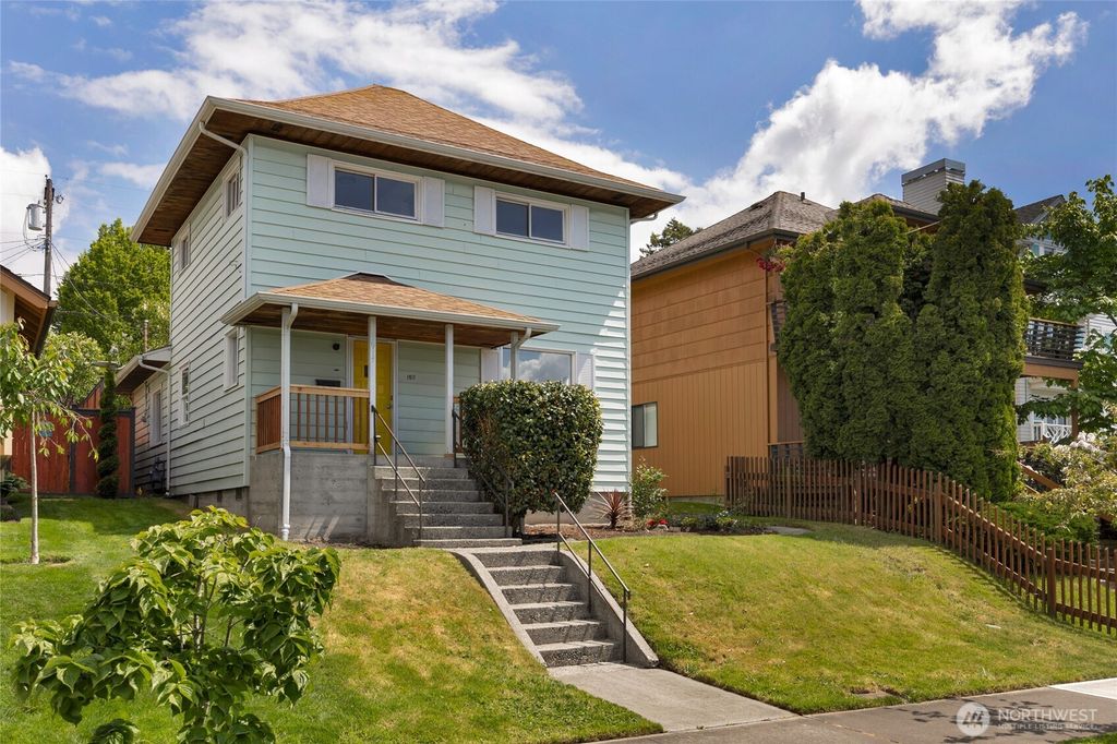 Photo of 1917 Grand Avenue, Everett, WA 98201 (MLS # 2375887)