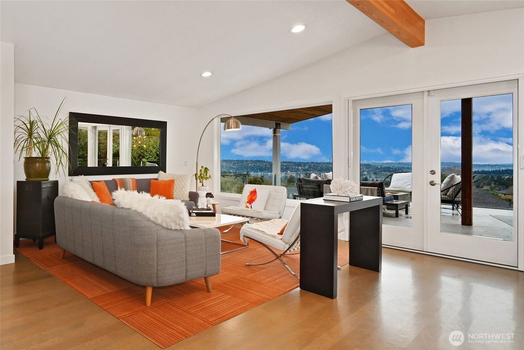 Photo of 13210 SE 46th Street, Bellevue, WA 98006 (MLS # 2336185)