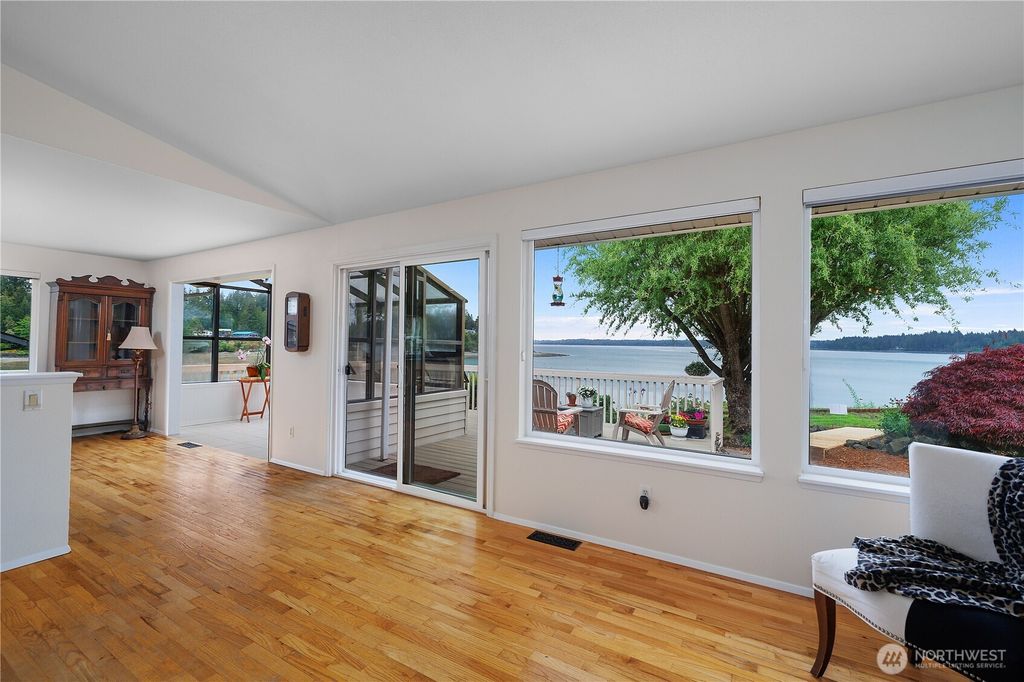 listing image 9360566326724928122