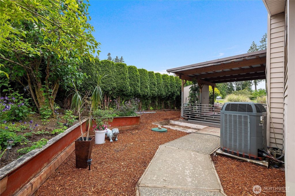 listing image 9366121616487675036