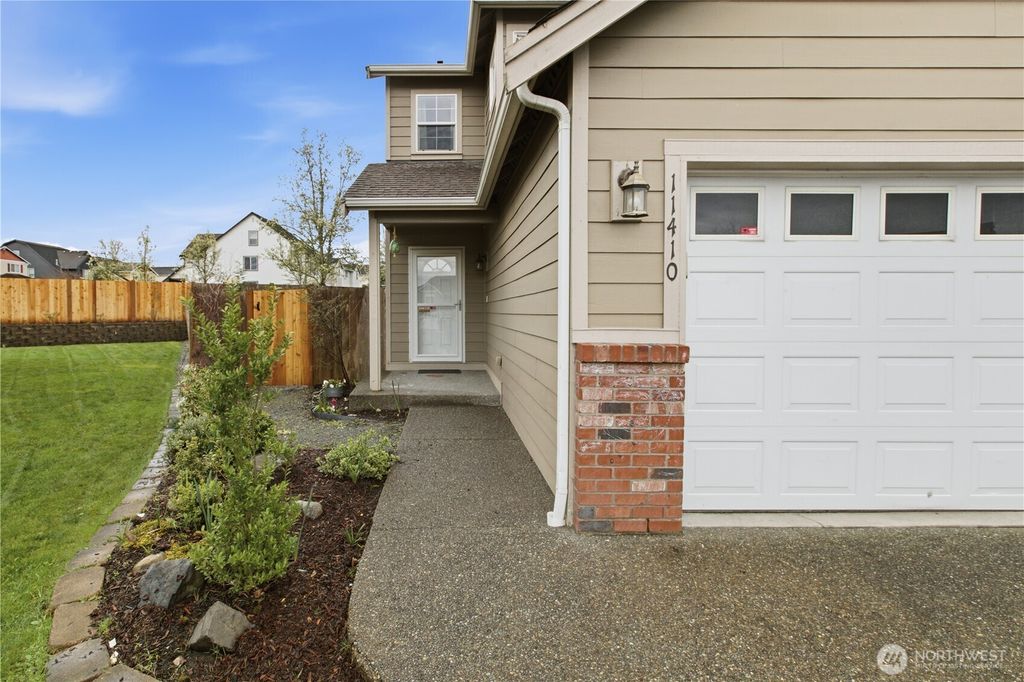 Photo of 11410 186th Street E, Puyallup, WA 98374 (MLS # 2501945)