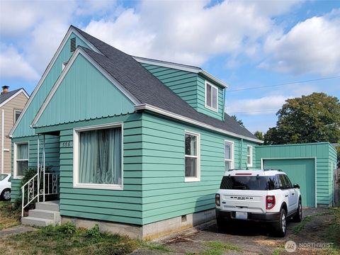 Photo of 556 25th Avenue, Longview, WA 98632 (MLS # 2433357) Photo of 556 25th Avenue, Longview, WA 98632 (MLS # 2433357)