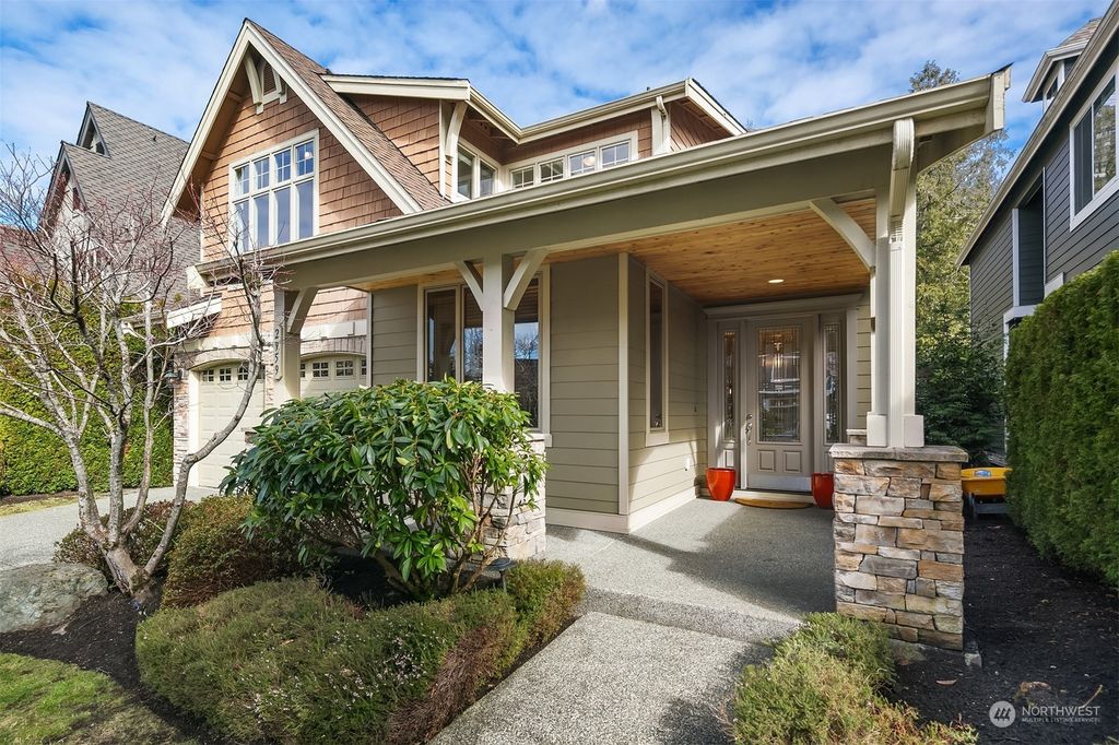 Photo of 2959 NE Davis Loop, Issaquah, WA 98029 (MLS # 2206431)