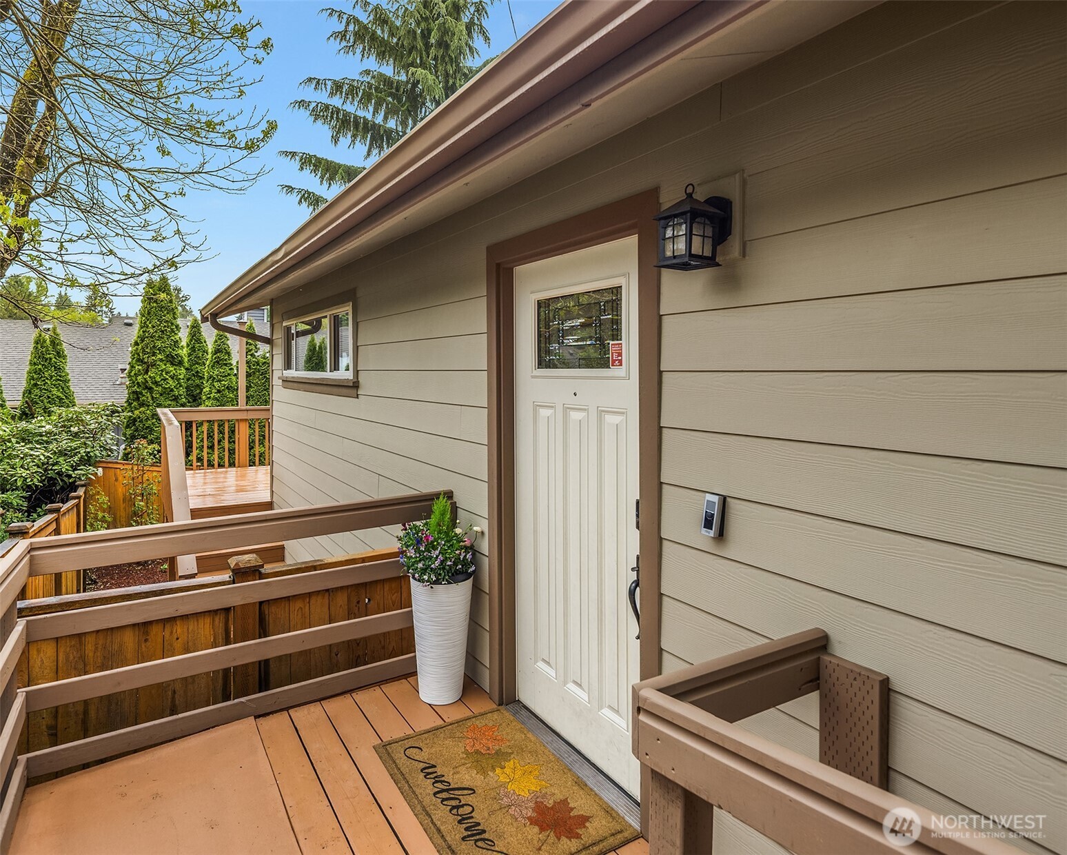 6240 NE 204th Place