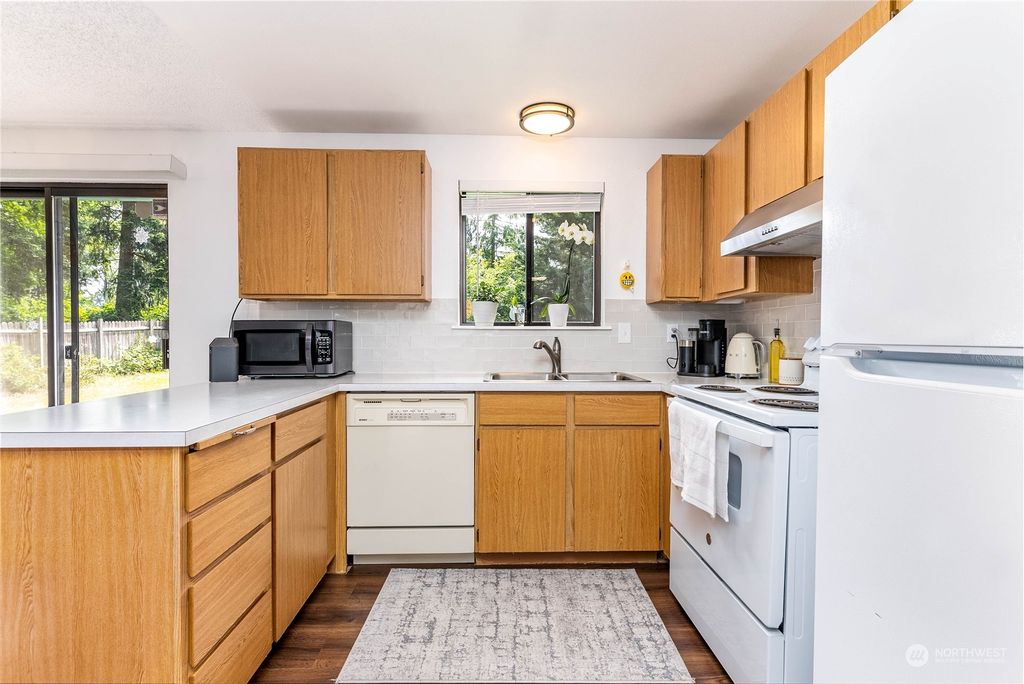 listing image 9362589221127454717