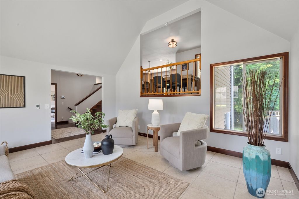 listing image 9364196385213920535