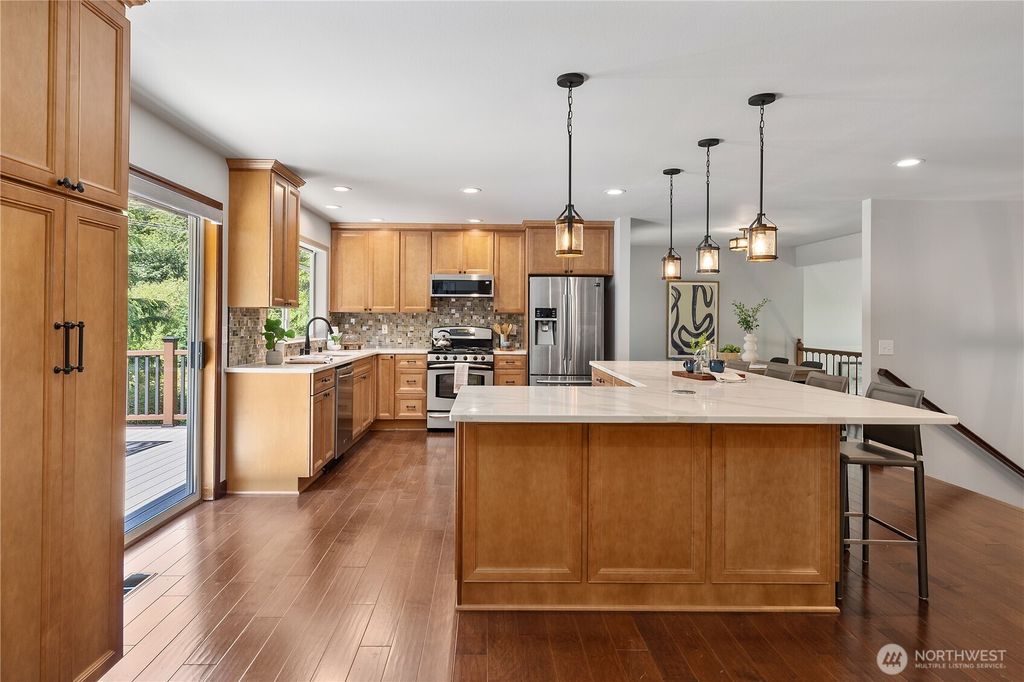 listing image 9365047614202190942