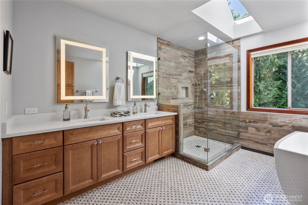 listing image 9363061769320699437