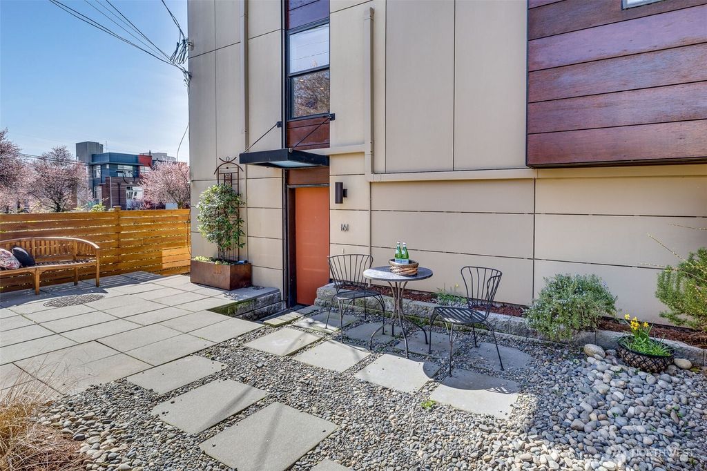 Photo of 161 16th Avenue, Seattle, WA 98122 (MLS # 2340939)