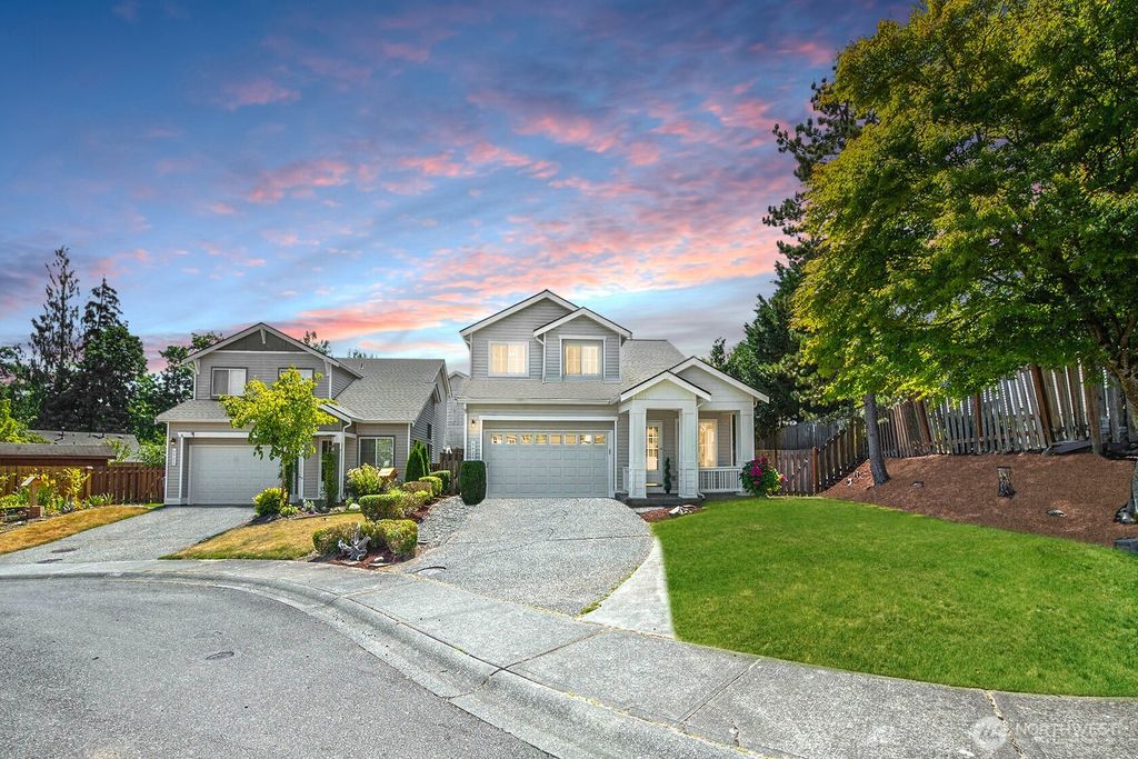 Photo of 6424 129th Street SE, Snohomish, WA 98296 (MLS # 2407515)