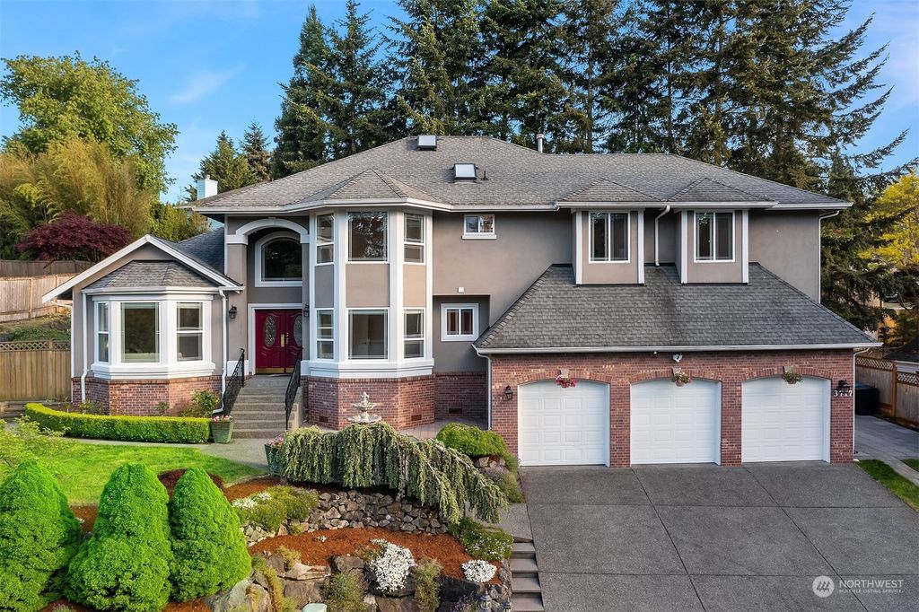 Photo of 3717 S 284th Place, Auburn, WA 98001 (MLS # 2271846)