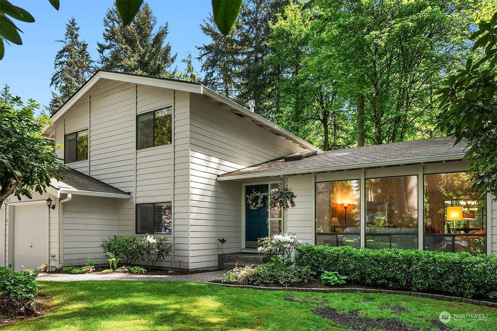 Photo of 23017 38th Avenue SE, Bothell, WA 98021 (MLS # 2237665)