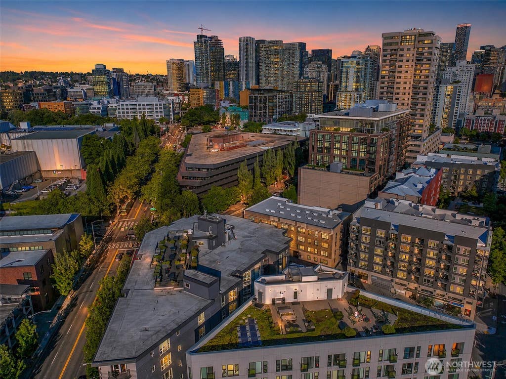 Photo of 159 Denny Way #509, Seattle, WA 98109 (MLS # 2564915)