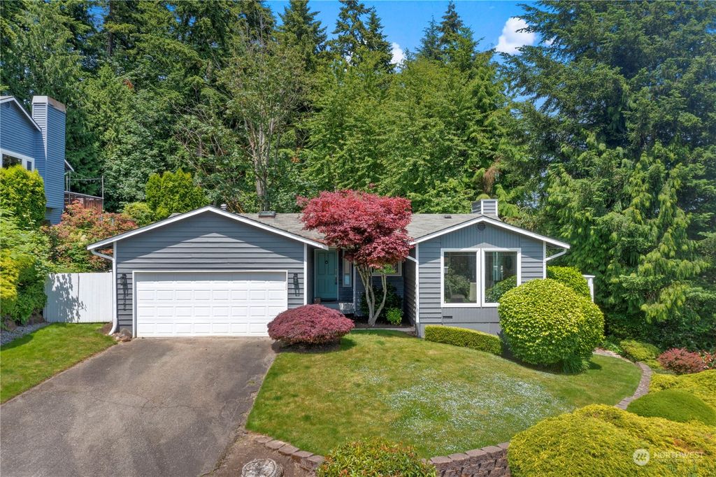 Photo of 9622 NE 140th Court, Kirkland, WA 98034 (MLS # 2034476)