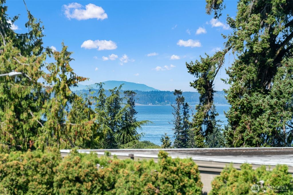 Photo of 500 Elm Way #34, Edmonds, WA 98020 (MLS # 2425279)