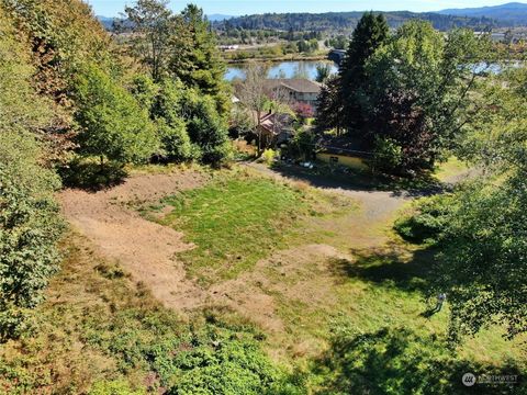 Photo of 1129 Wildwood Avenue, Raymond, WA 98577 (MLS # 2297776)