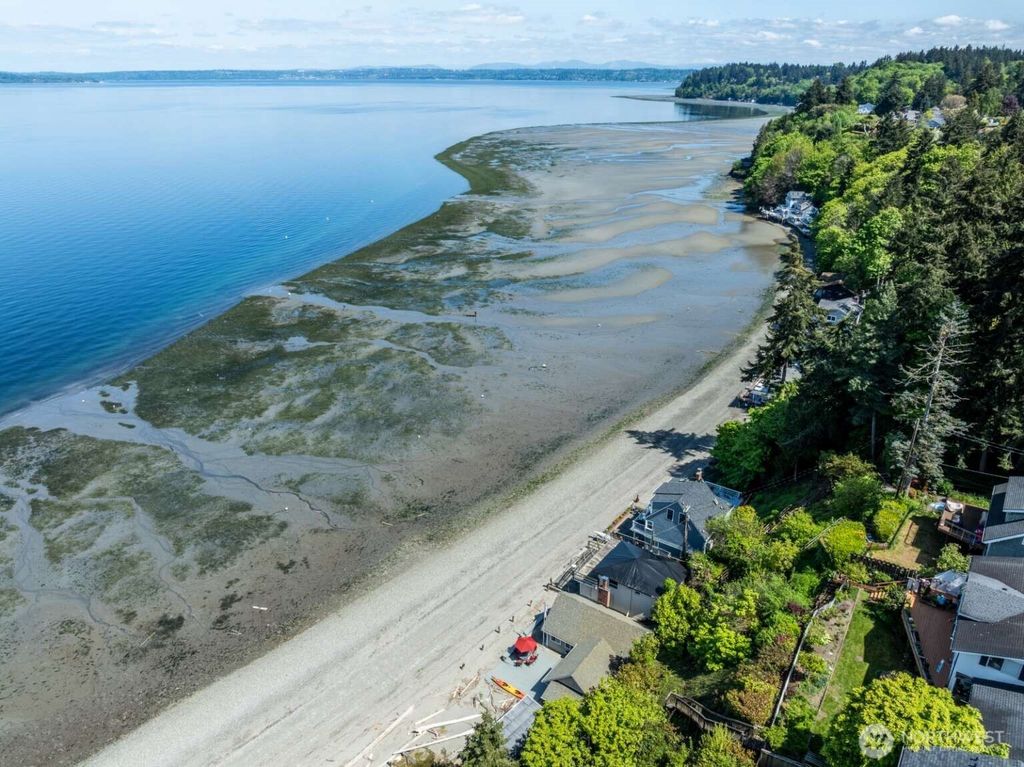 Photo of 1719 Beach Drive NE, Tacoma, WA 98422 (MLS # 2380974)