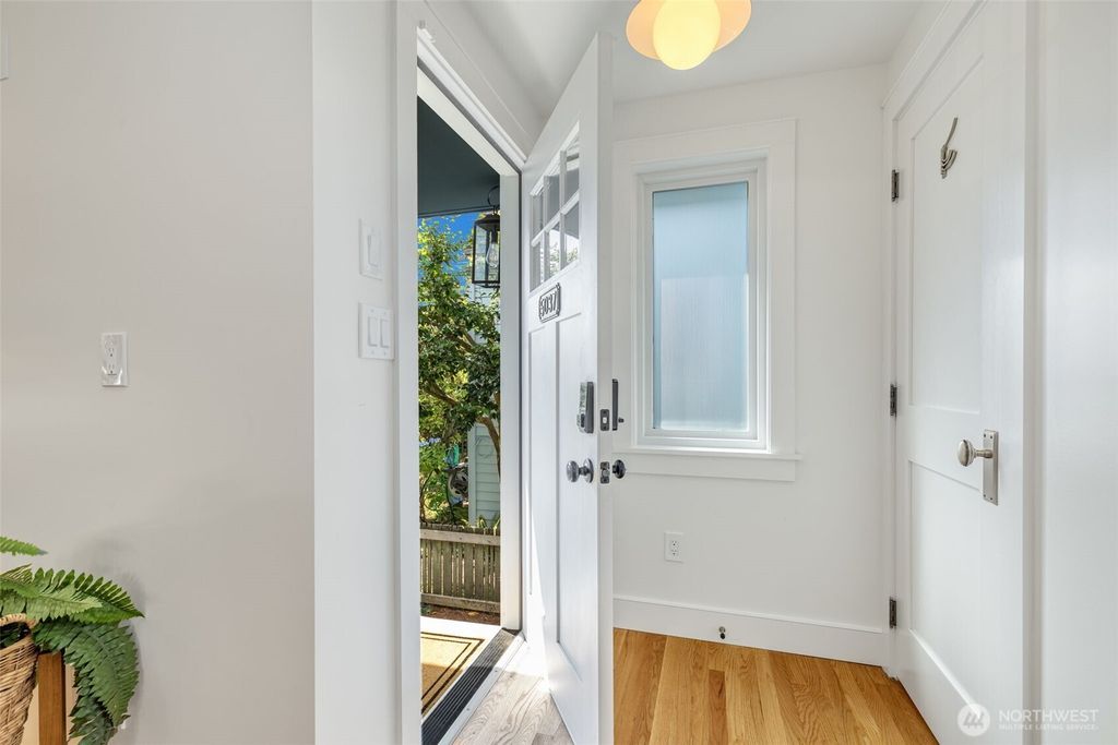 Photo of 5037 38th Avenue NE, Seattle, WA 98105 (MLS # 2410705)