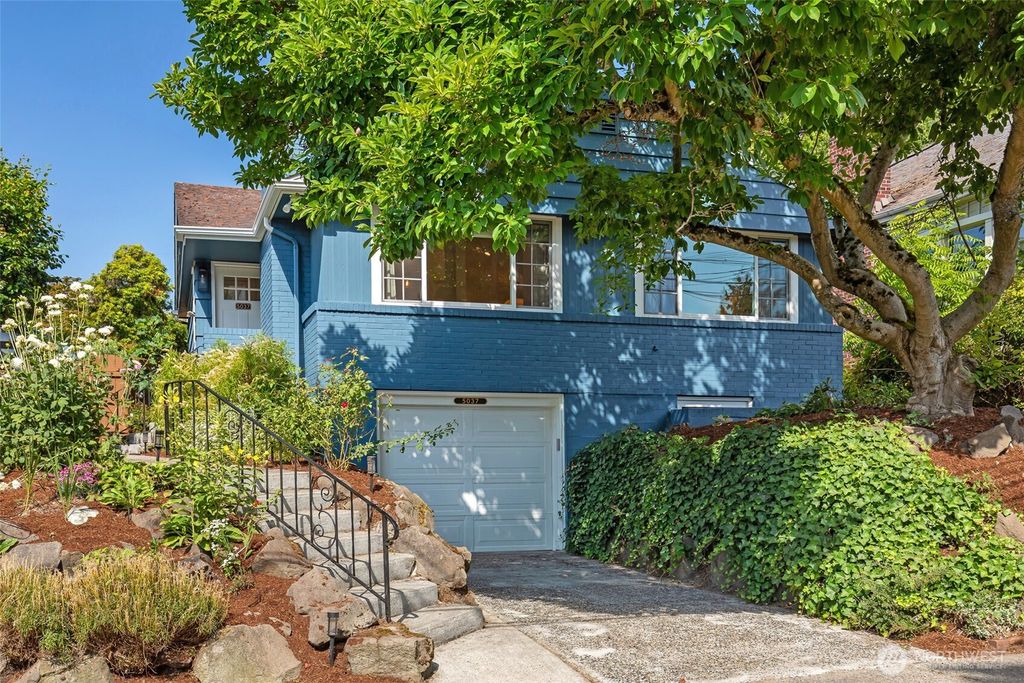 Photo of 5037 38th Avenue NE, Seattle, WA 98105 (MLS # 2410705)