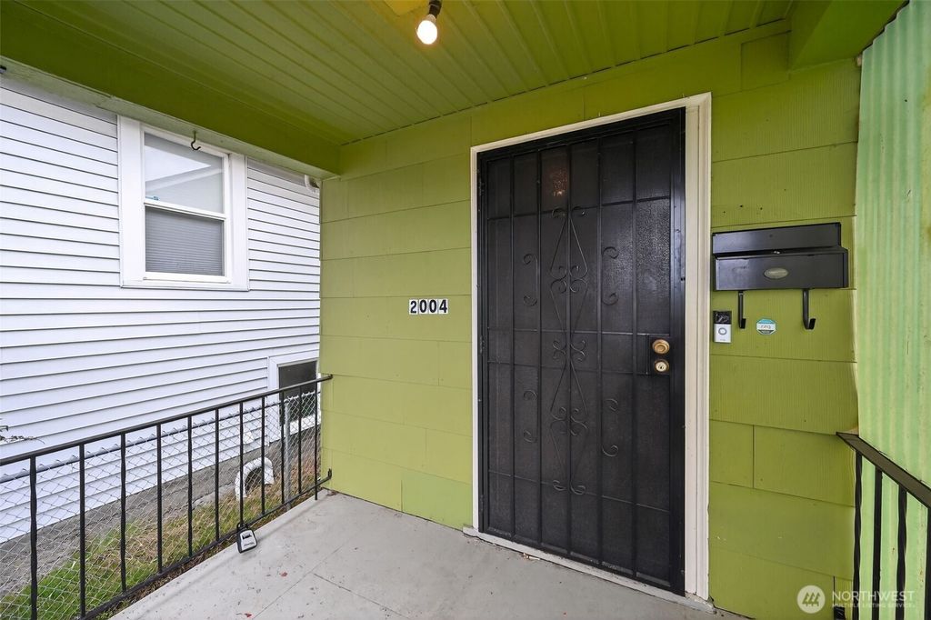 Photo of 2004 30th Avenue S, Seattle, WA 98144 (MLS # 2485755)