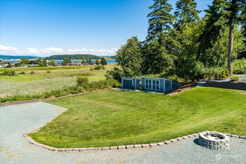 A home in Oak Harbor