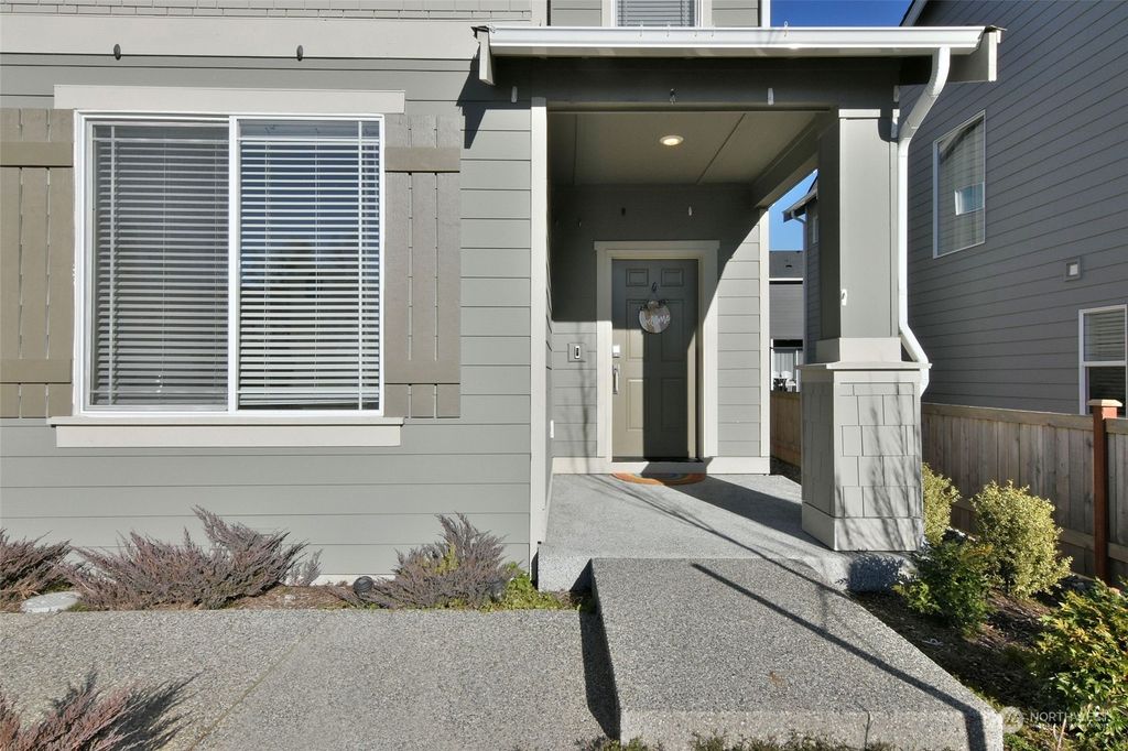 Photo of 933 14th Avenue, Sultan, WA 98294 (MLS # 2328901)