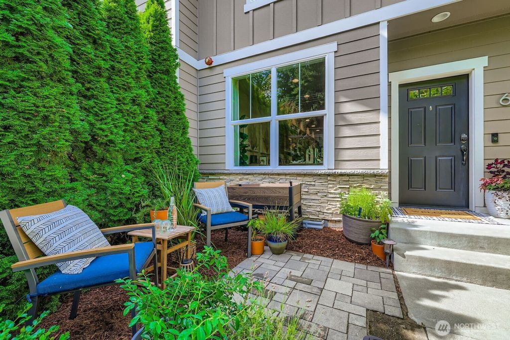 Photo of 16212 48th Avenue W #6, Edmonds, WA 98026 (MLS # 2435050)
