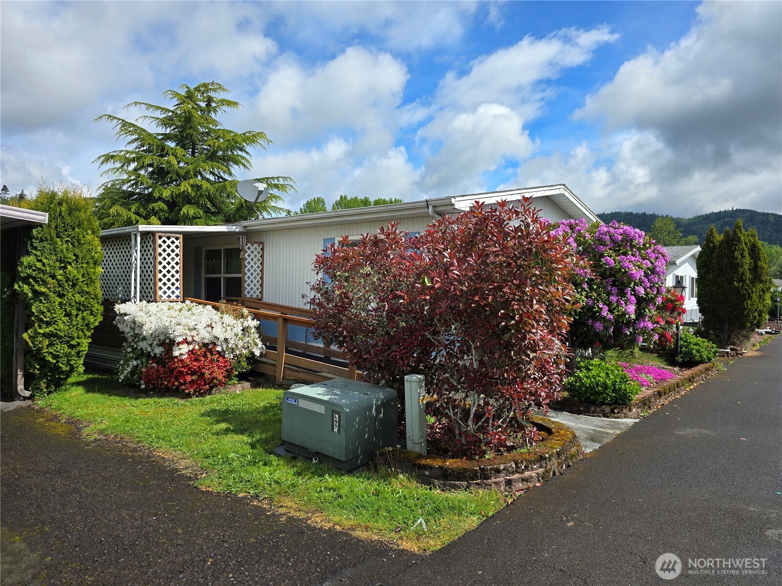 2425 Kingfisher Lane