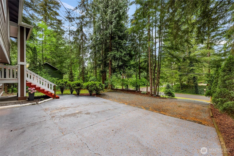 1961 Clear Valley Drive
