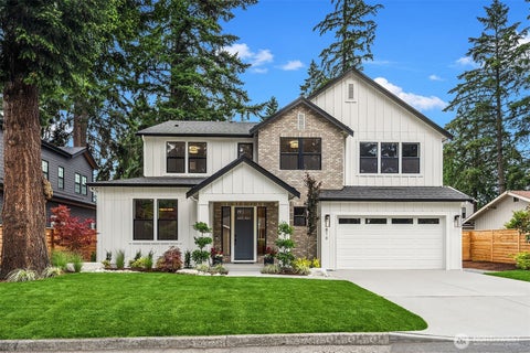 Photo of 816 165th Avenue NE, Bellevue, WA 98008 (MLS # 2586368)