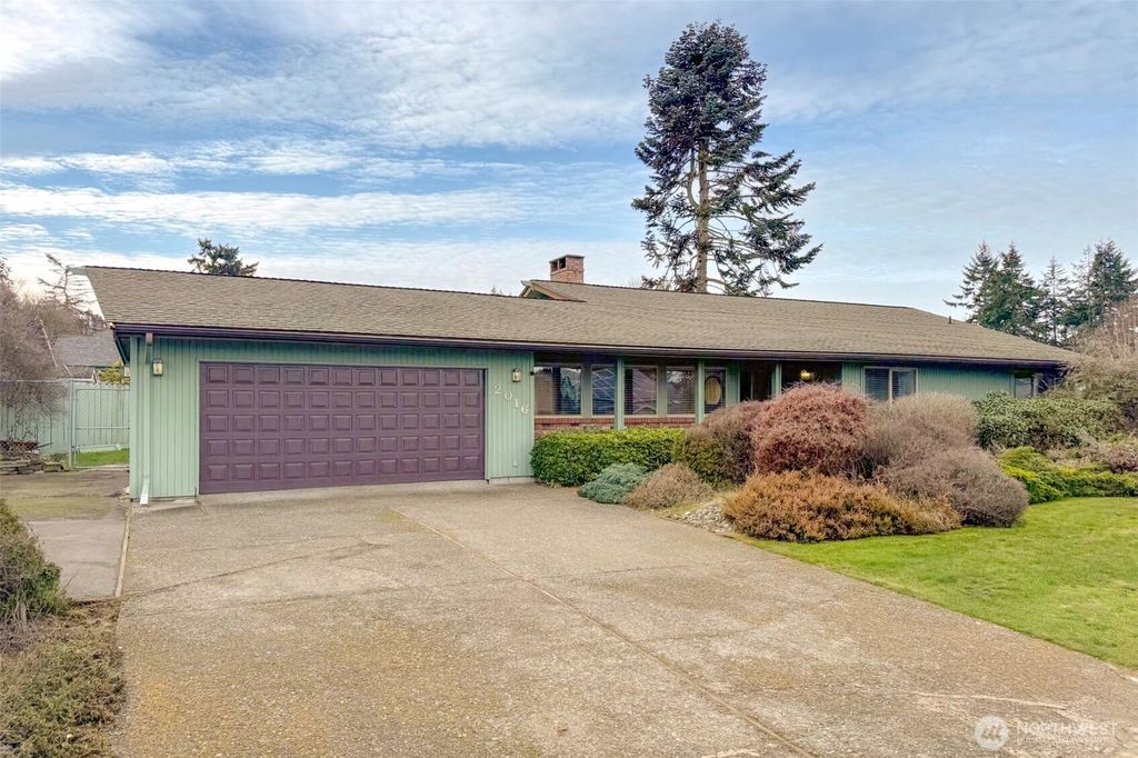 Photo of 2016 W Fourth Street, Port Angeles, WA 98363 (MLS # 2467155)