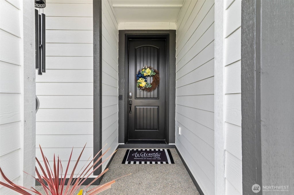 Photo of 20906 149th Street Ct E, Bonney Lake, WA 98391 (MLS # 2533144)