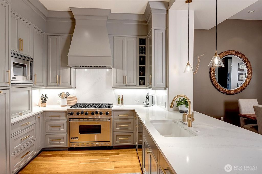 Photo of 10630 NE 9th Place #TH-10, Bellevue, WA 98004 (MLS # 2368245)