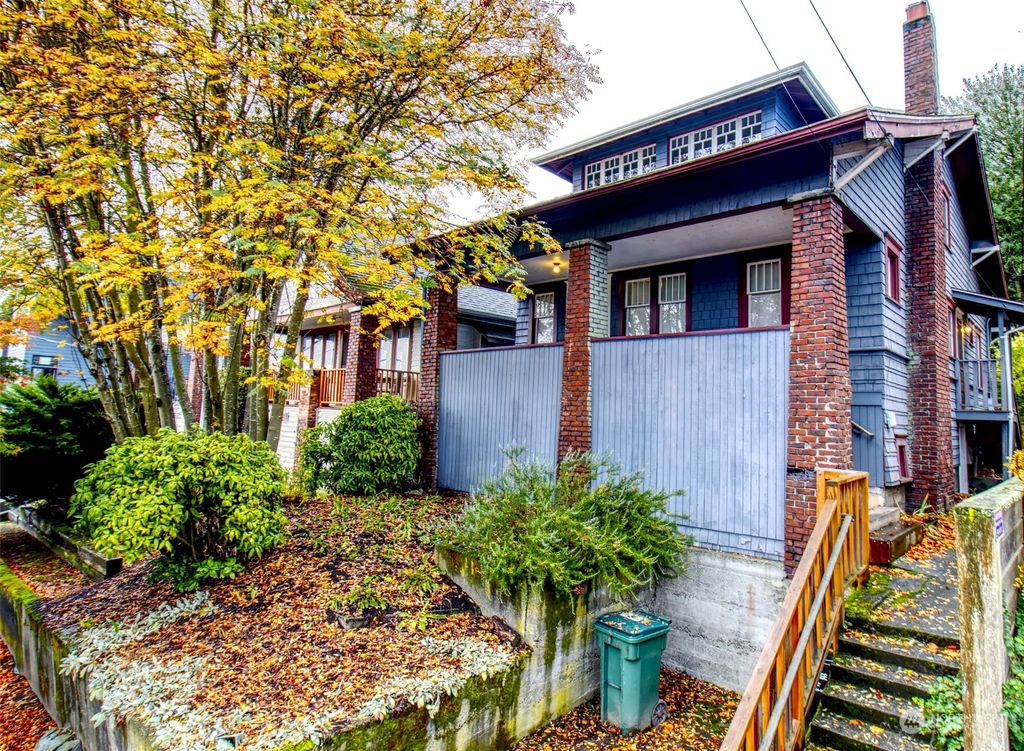 Photo of 4463 Whitman Avenue N, Seattle, WA 98103 (MLS # 2312137)