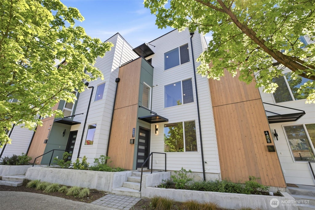 Photo of 6406 Fauntleroy Way SW, Seattle, WA 98136 (MLS # 2587604)