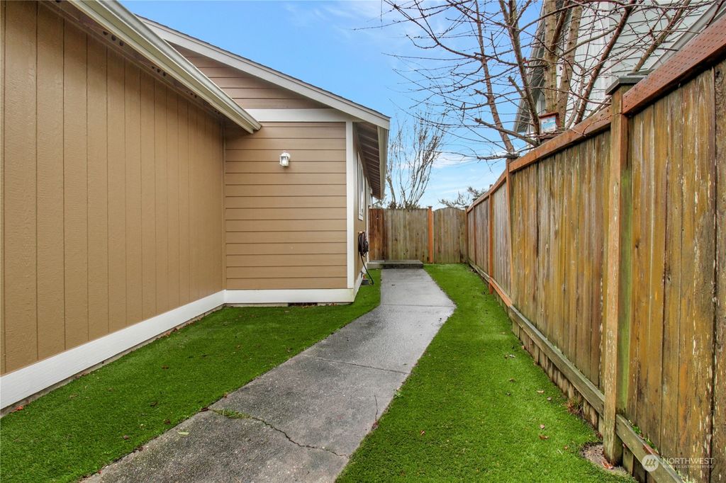 Photo of 2806 179th Place NE, Marysville, WA 98271 (MLS # 2316713)