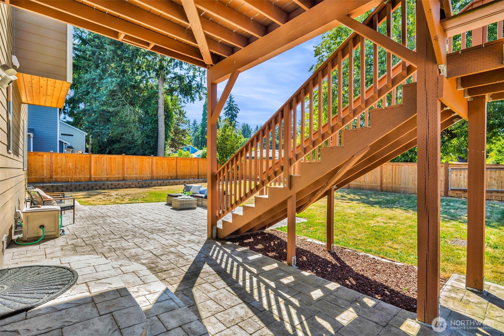 Seattle, Washington 98148, United States, 5 Bedrooms Bedrooms, ,3 BathroomsBathrooms,Residential,Active,190458