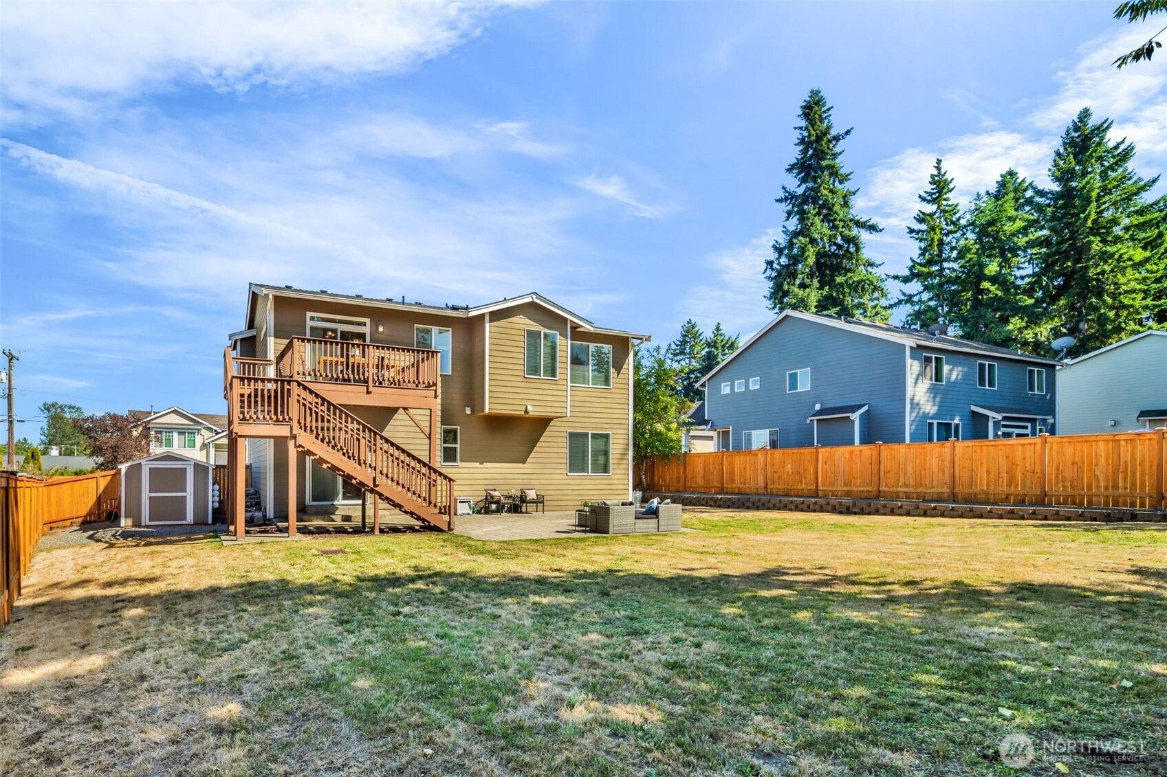 Seattle, Washington 98148, United States, 5 Bedrooms Bedrooms, ,3 BathroomsBathrooms,Residential,Active,190458