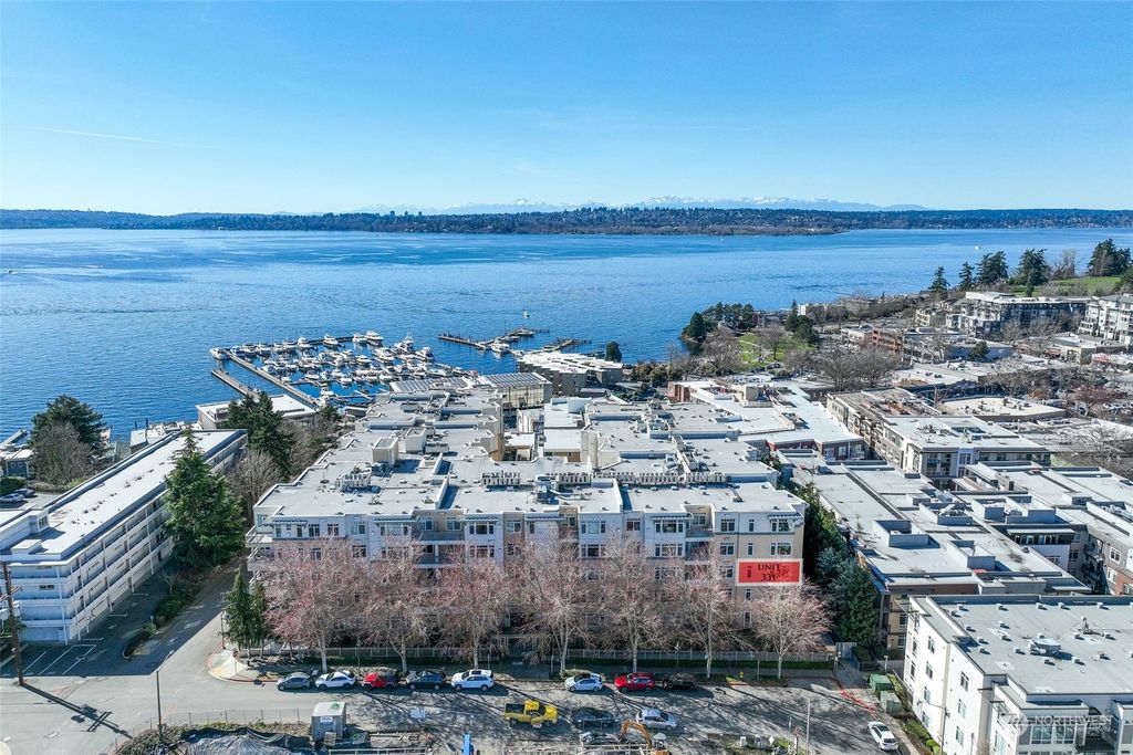 Photo of 109 2nd Street S #331, Kirkland, WA 98033 (MLS # 2211348)