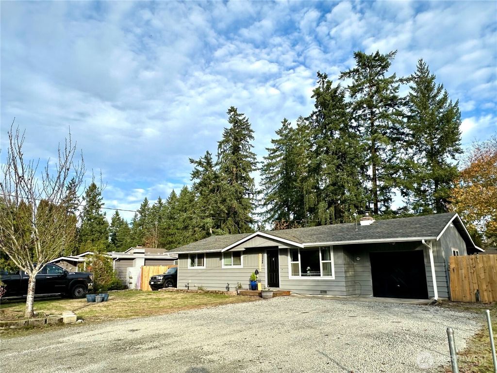 Photo of 28836 187th Place SE, Kent, WA 98042 (MLS # 2454538)