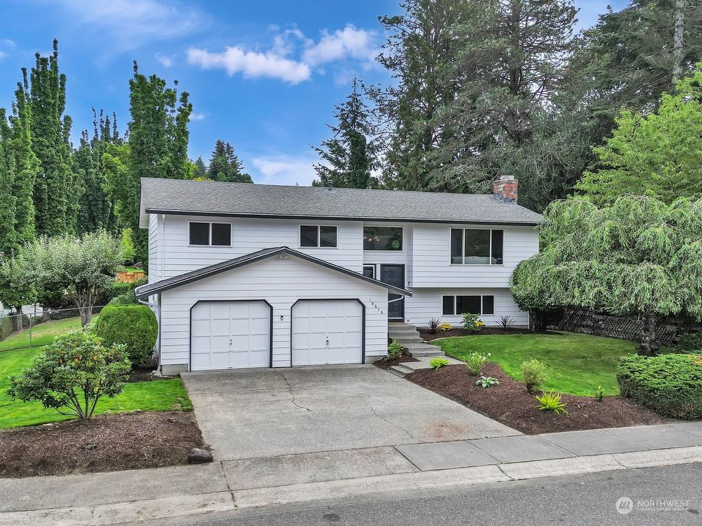 Photo of 10616 165th Place NE, Redmond, WA 98052 (MLS # 2288039)