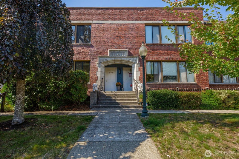 2120 Highland Ave Avenue 301
