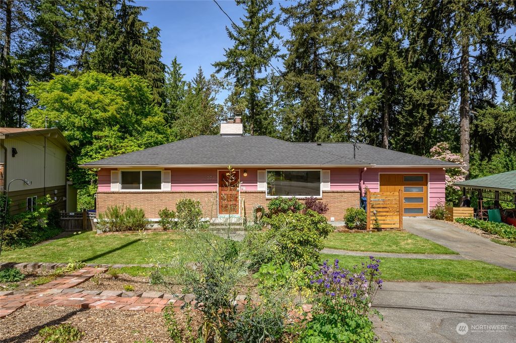Photo of 1232 NE 187th Street, Shoreline, WA 98155 (MLS # 2239109)