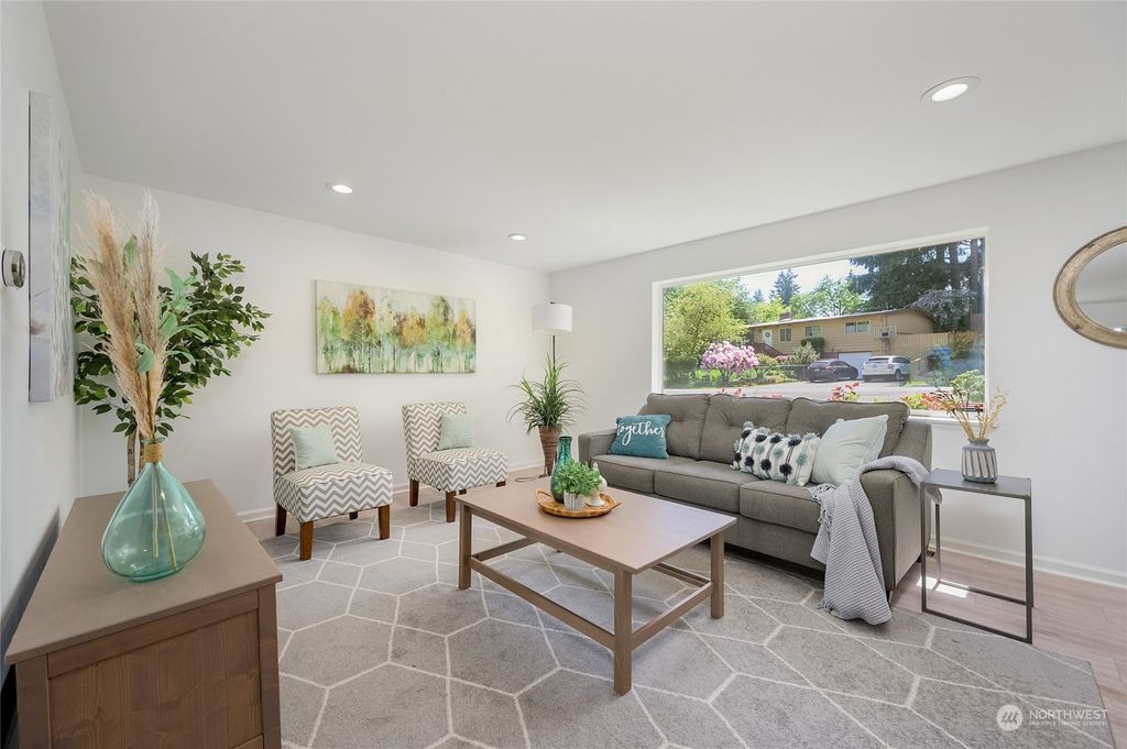 Photo of 1232 NE 187th Street, Shoreline, WA 98155 (MLS # 2239109)