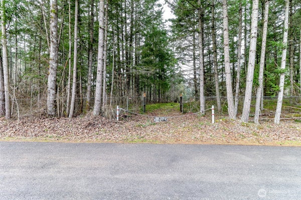 25414 48TH AVE E, GRAHAM, WA 98338 - Image 1e58b8e42b472fa9b2de545a15c80d05/1184683775