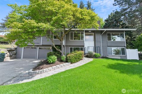 Photo of 2204 139th Place SE, Bellevue, WA 98005 (MLS # 2403888) Photo of 2204 139th Place SE, Bellevue, WA 98005 (MLS # 2403888)