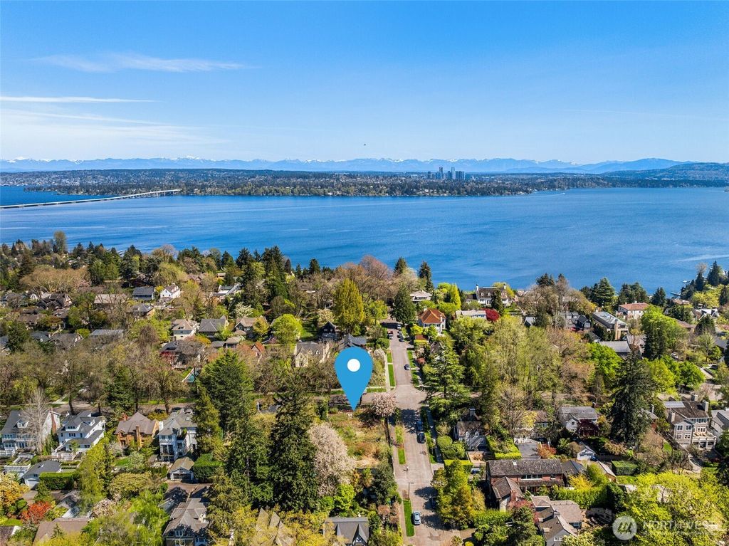 Photo of 803 34th Avenue E, Seattle, WA 98112 (MLS # 2358295)